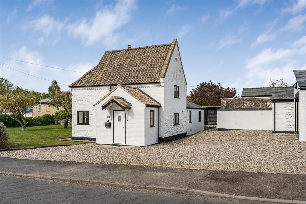 Main image of property: Toyse Lane, Burwell, Cambridge