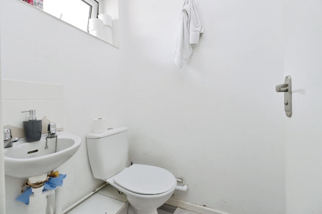 House in Telford - View 5