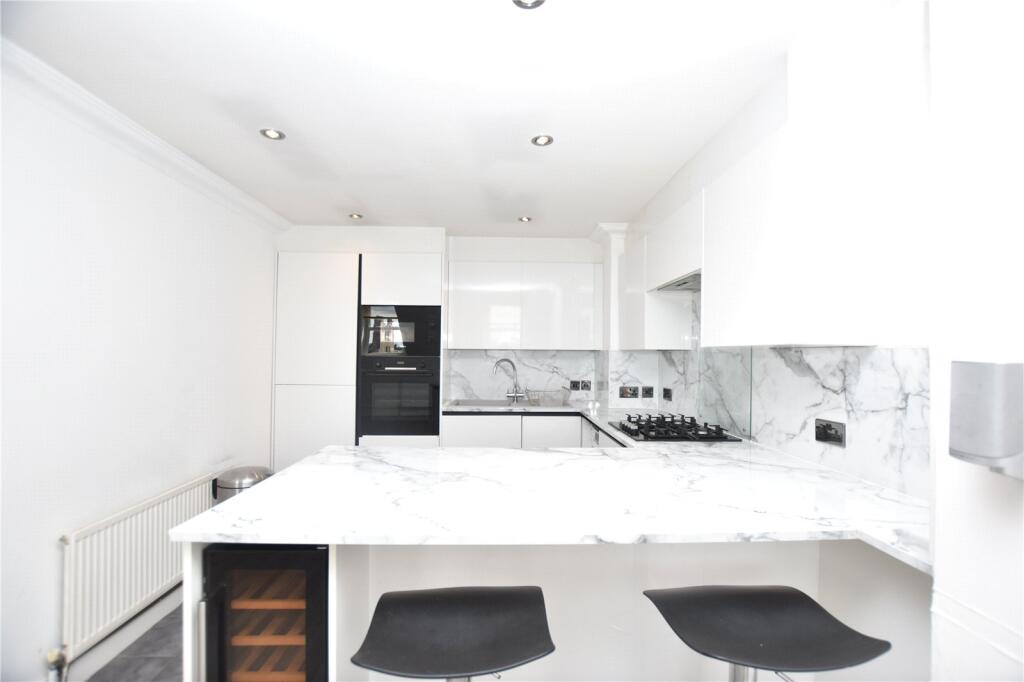 Apartment in London - View 2