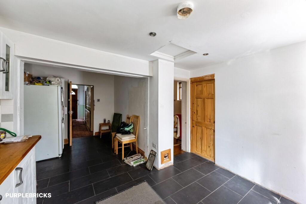 House in London - View 3