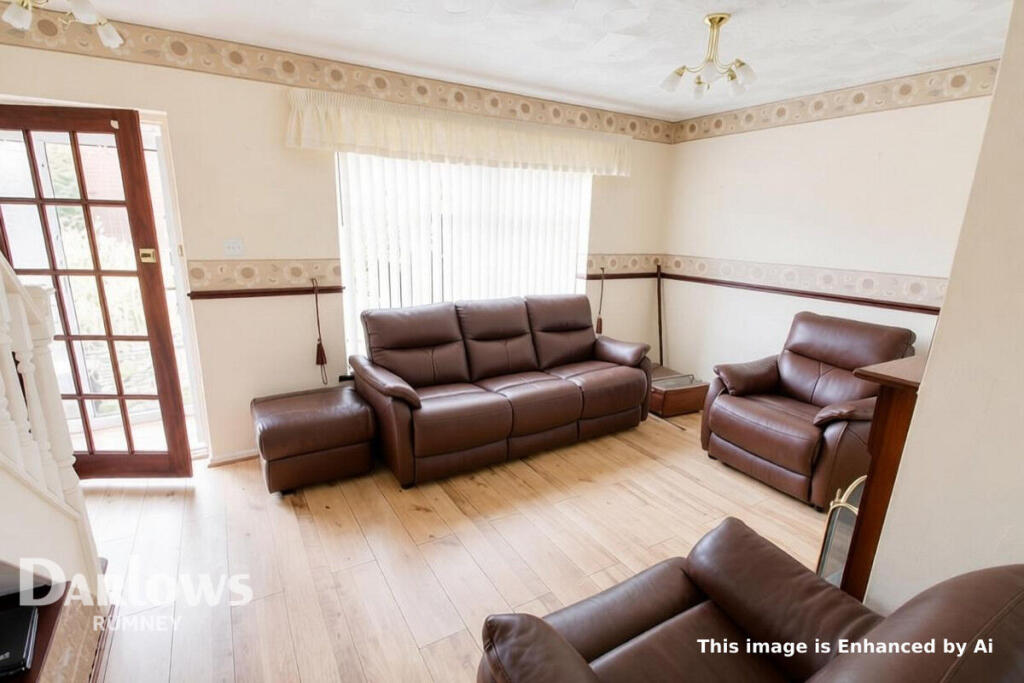 House in Cardiff, Trowbridge - View 2