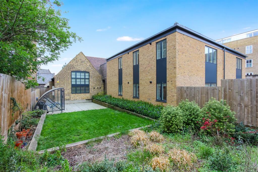 Property photo 11