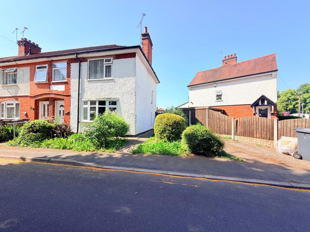 3-bed terraced on Ivanhoe Avenue, Nuneaton, CV11, £190,000