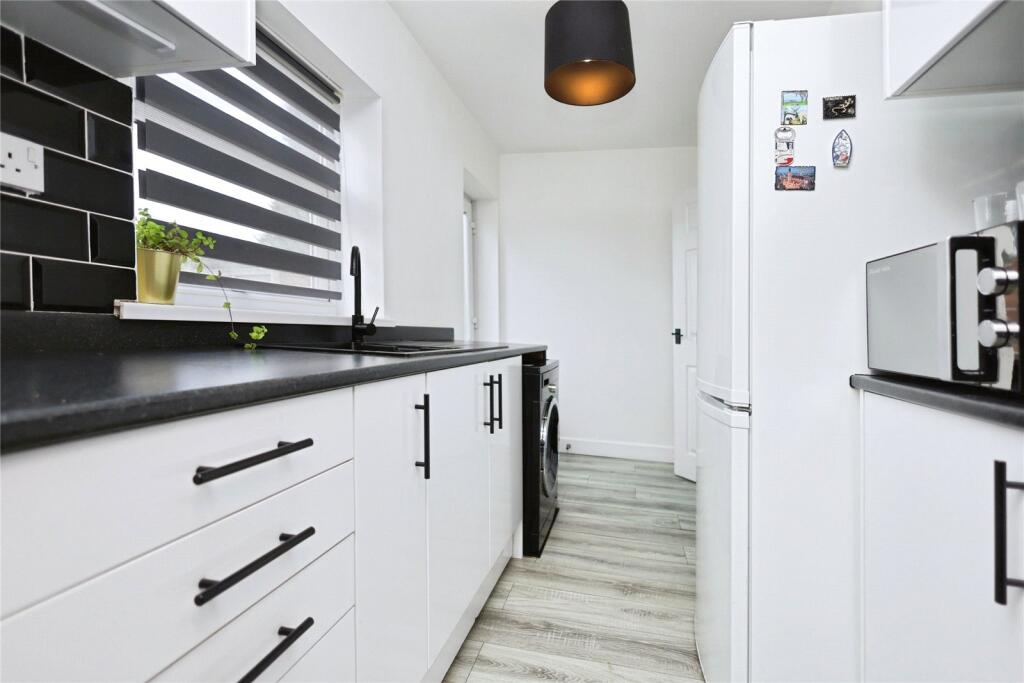 Eatesbrook Road, Birmingham, West Midlands, B33 photo 5