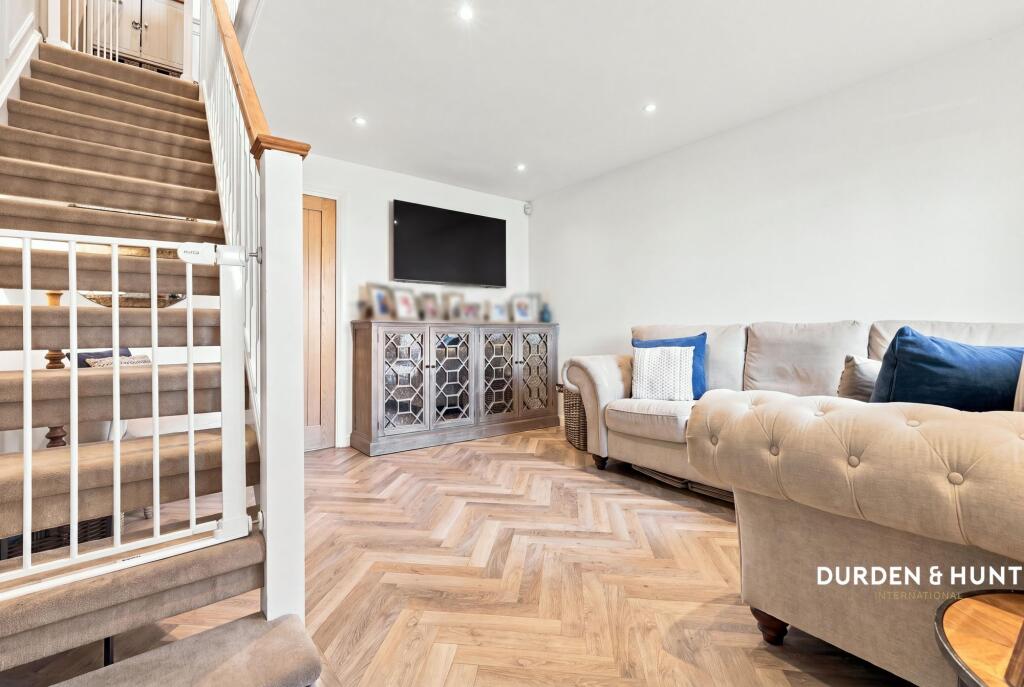 House in Romford - View 3