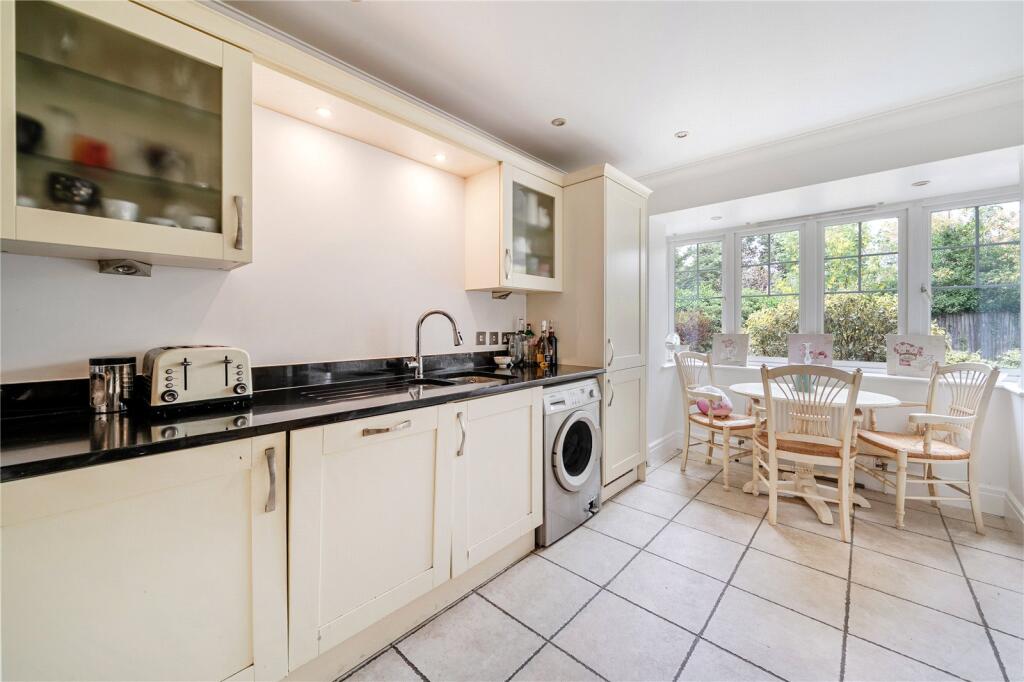 House in Elmbridge, Surrey - View 2