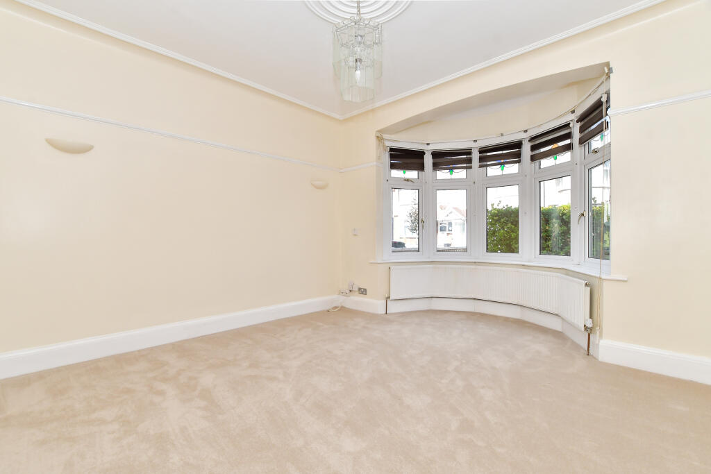 House in Ilford - More