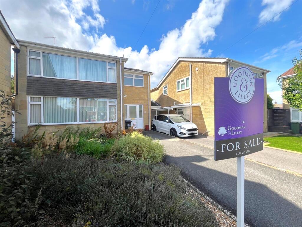 4-bed house on A Highly Extended Four Bedroom Home in Charlton Place, Brentry, £425,000