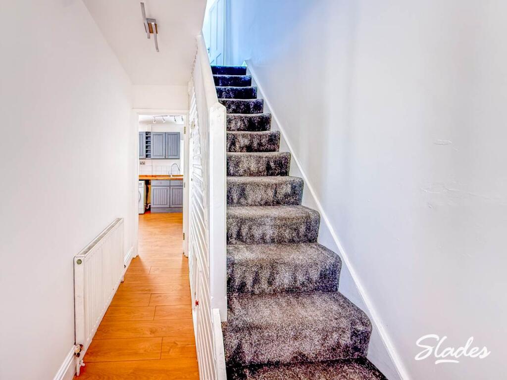 Victoria Road, Bournemouth, Dorset - View 2