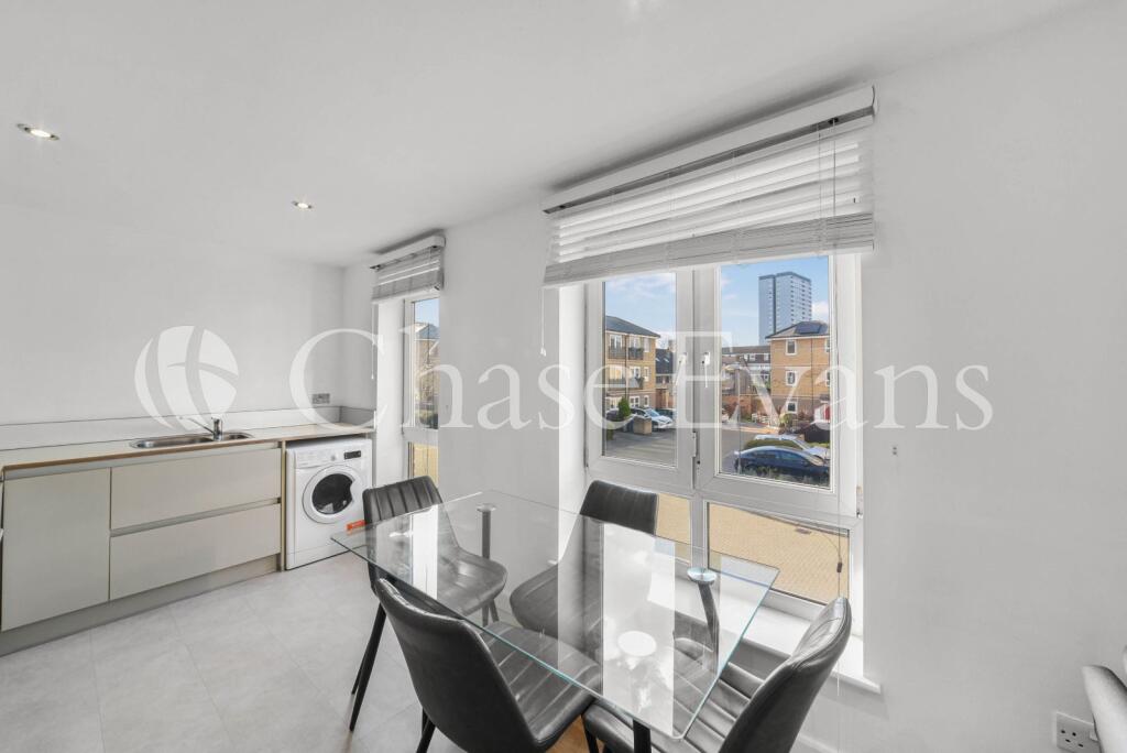 Apartment in London - View 2