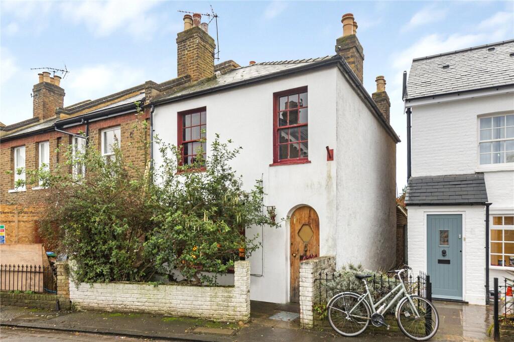 Main image of property: Gomer Place, Teddington, TW11