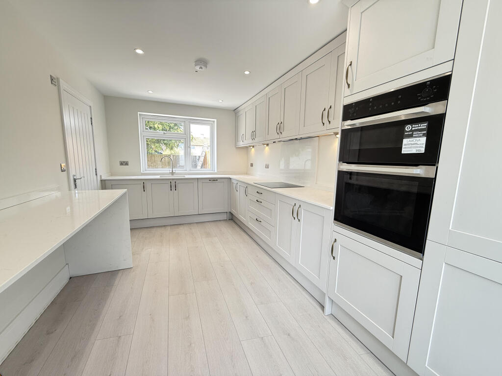 House in Chelmsford - View 2