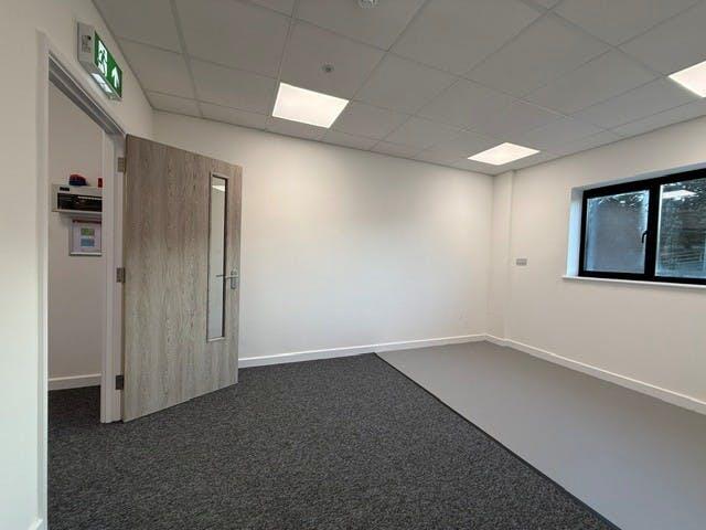 113 London Road interior 8.jpg