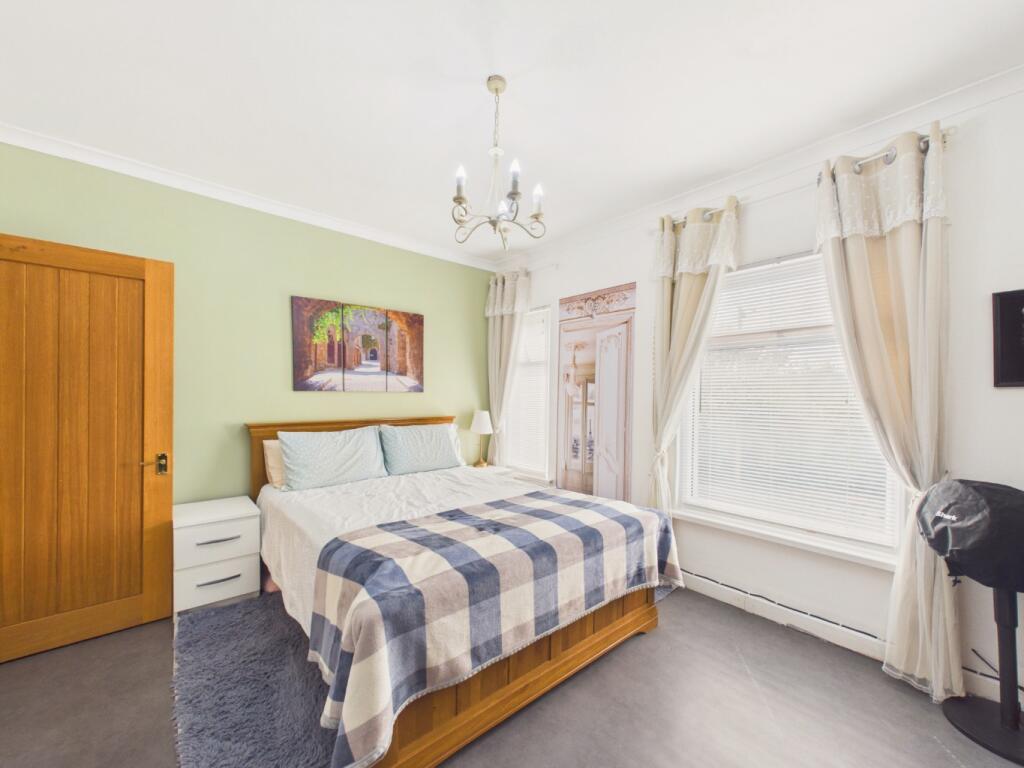 House in Hull - More