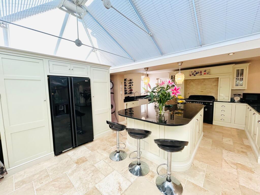 House in Warrington, Rixton-with-Glazebrook - View 4