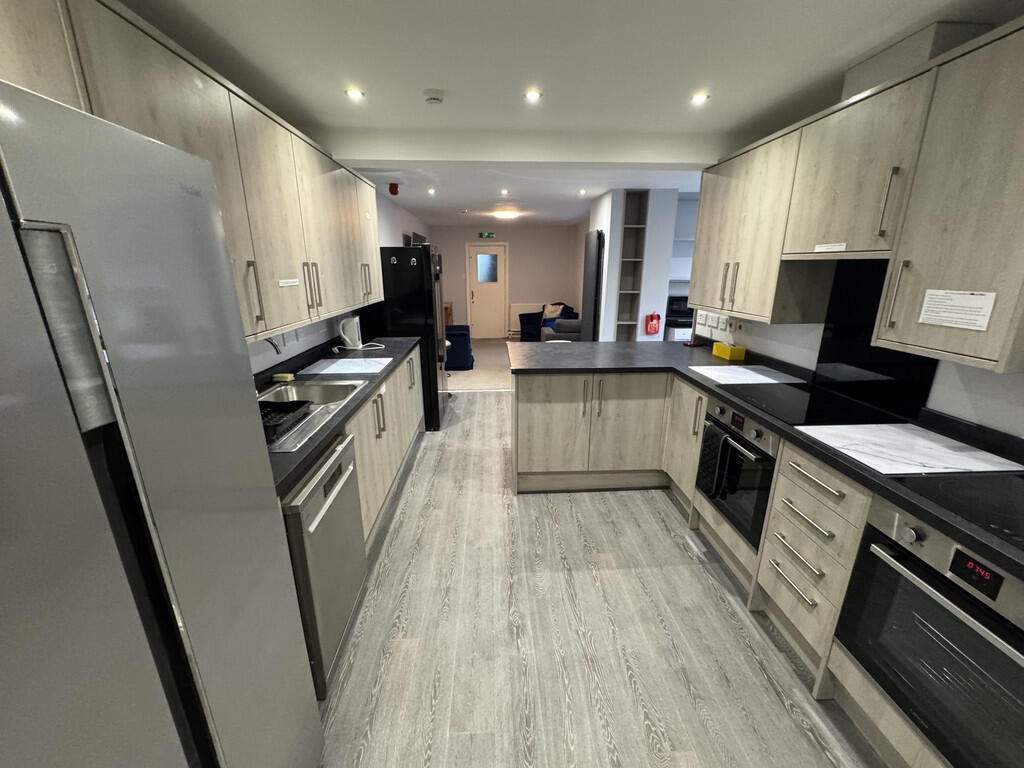 Main image of property: East Parade, Heworth