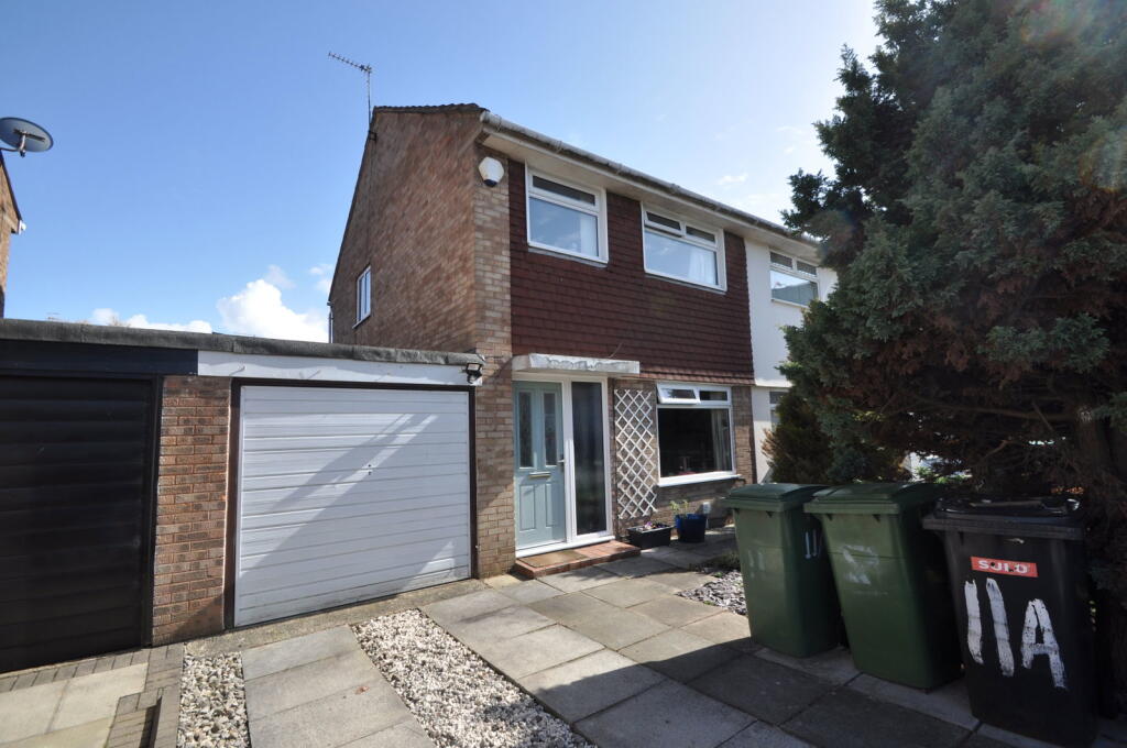 House in Wirral, Liverpool City Region - View 5