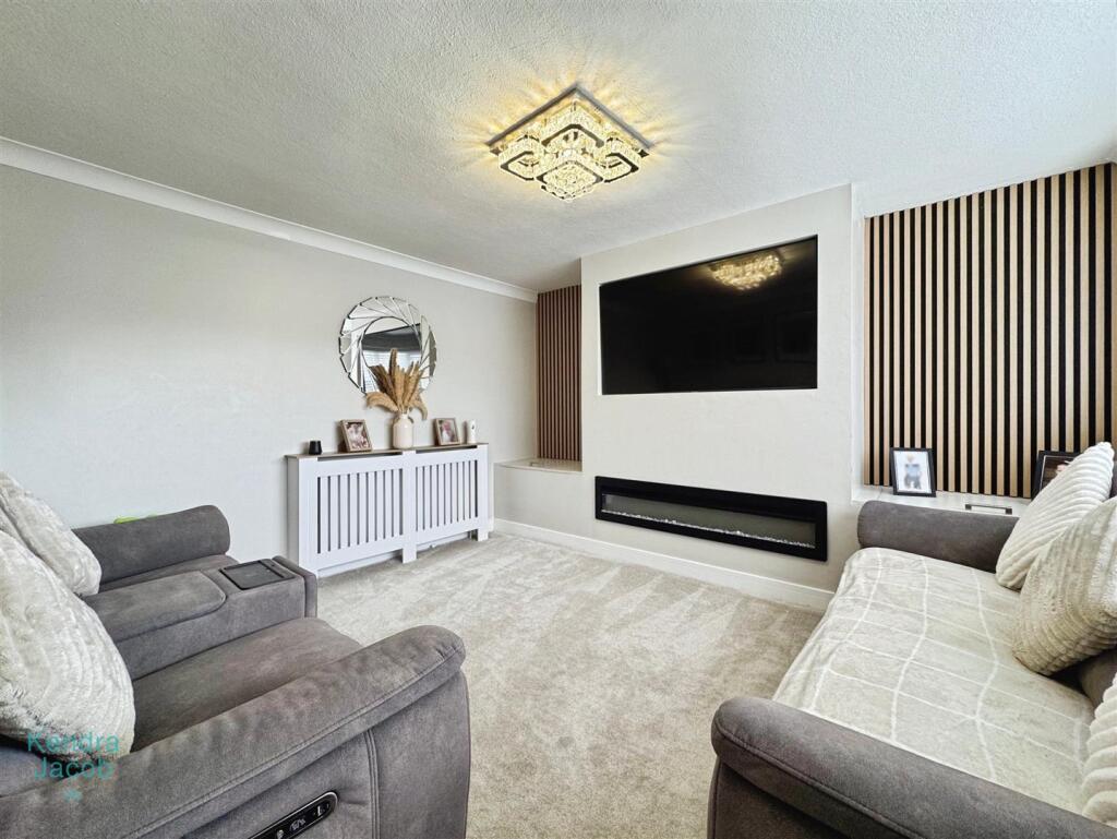 Sitwell Road, Worksop photo 3