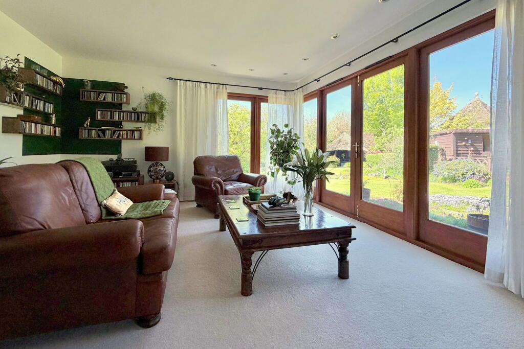 House in Bradford-on-avon, Westwood - View 3