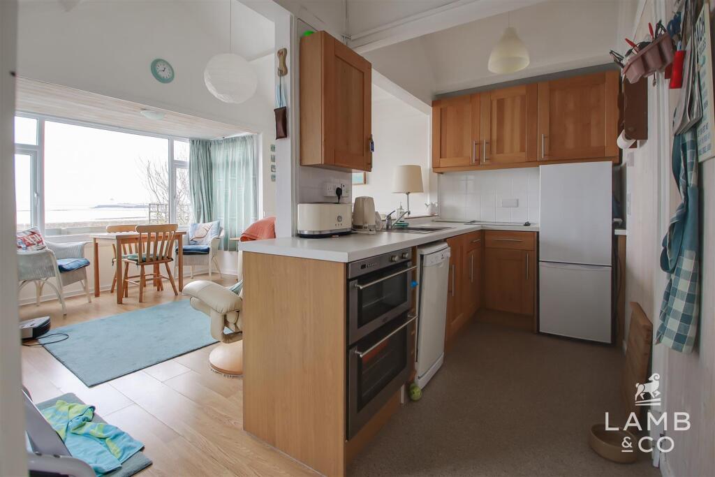 Tower Estate, Point Clear Bay photo 4