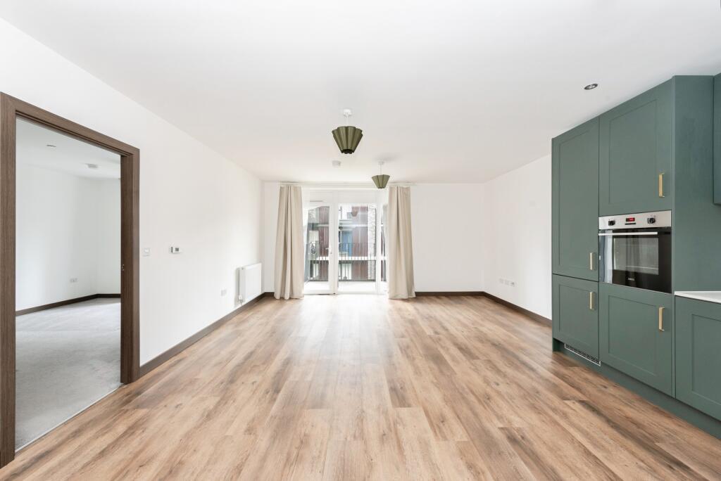 7 Gramophone Lane, Hayes, UB3 photo 3