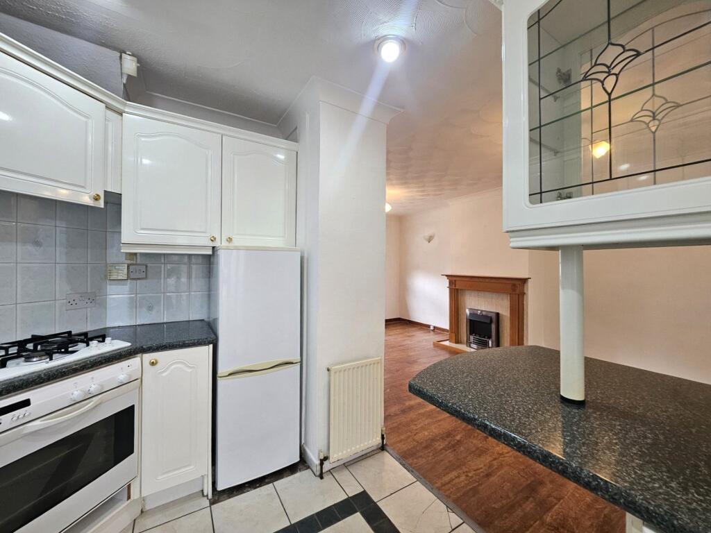 5 Doon Place, Saltcoats, KA21 6EJ photo 3