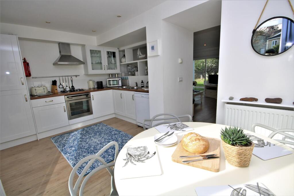 House in Yarmouth, Norton Green - View 5
