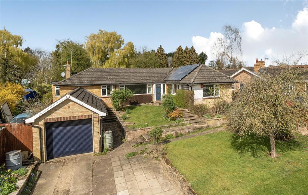 Main image of property: Camerota, Moor End Road, Radwell
