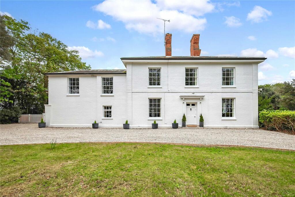 6-bed detached on Manor Road, Dengie, CM0, £1,550,000