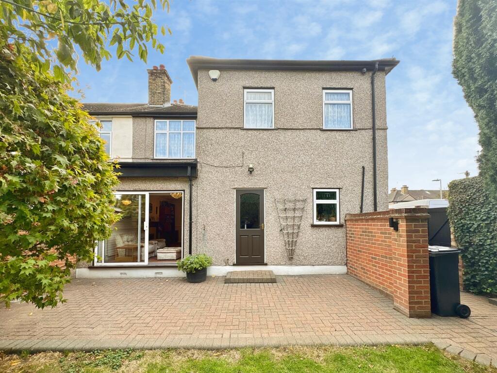 House in London - More