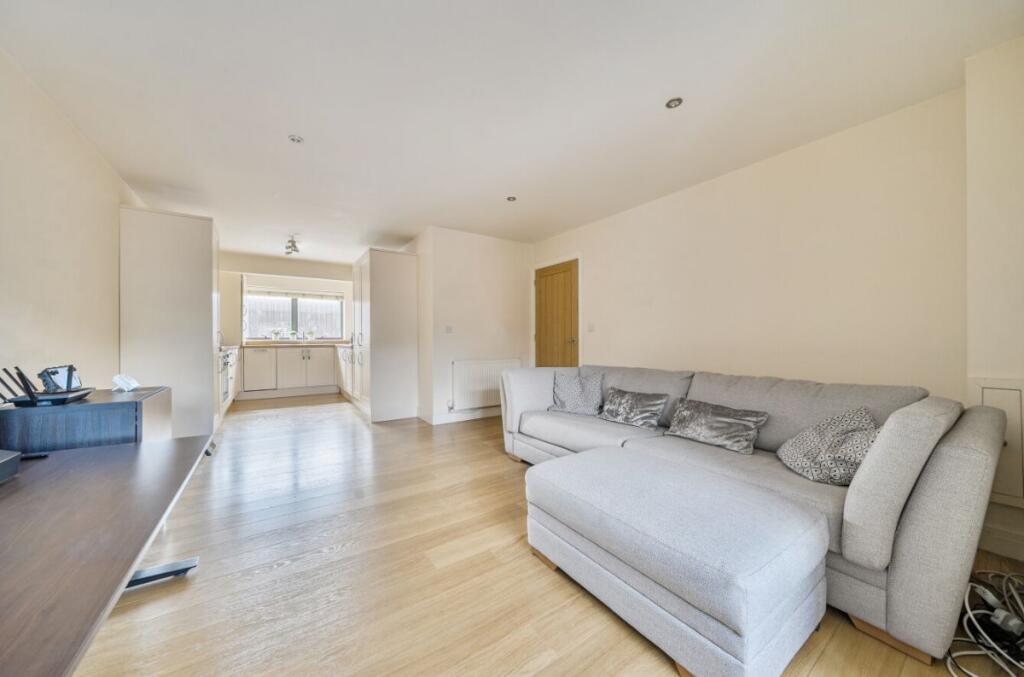 Apartment in Kempston, Bedford - View 5