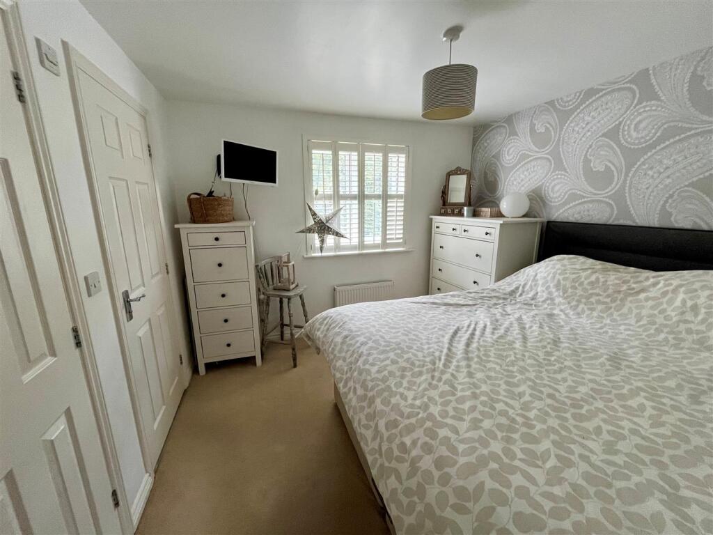 House in Salisbury - View 5