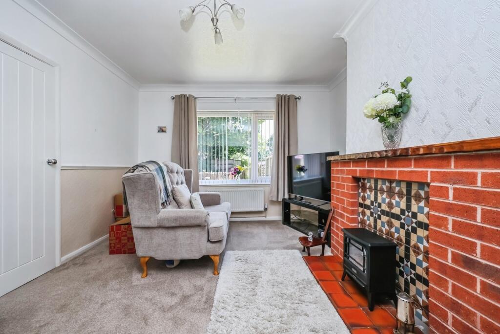 Meadow Close, Hucknall, Nottingham, Nottinghamshire, NG15 - View 4