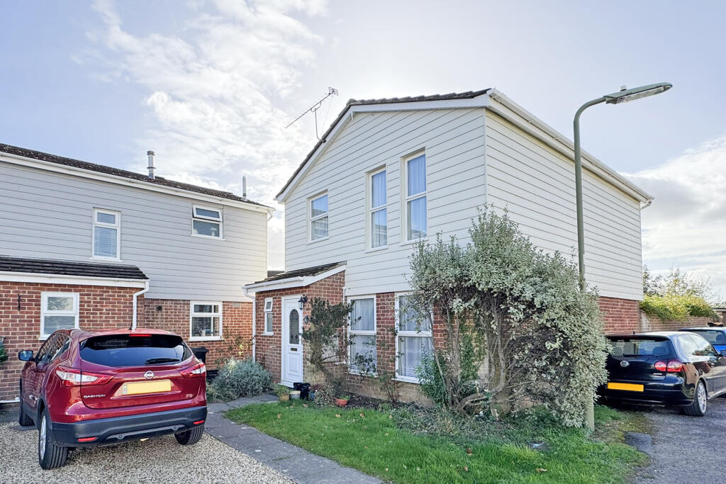 Main image of property: Meadowlands, Lymington, Hampshire, SO41