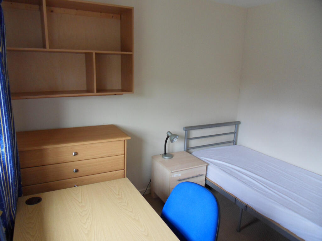 House in Leicester - View 5