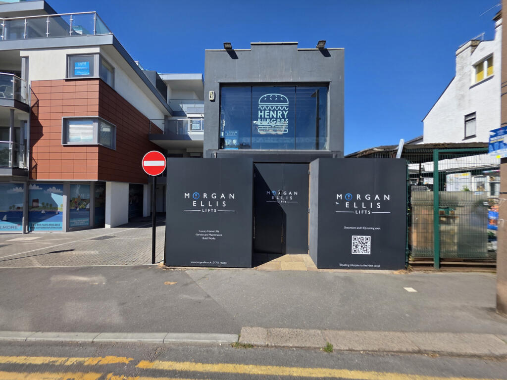 Main image of property: Ground & First Floor Shop/Office, Broadway, Leigh-on-sea