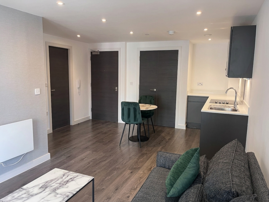 Apartment in Liverpool - View 4