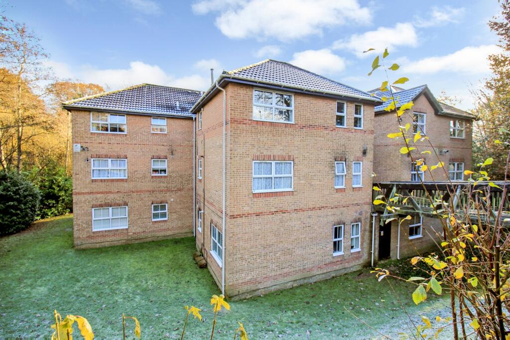 Apartment in Southampton - View 4