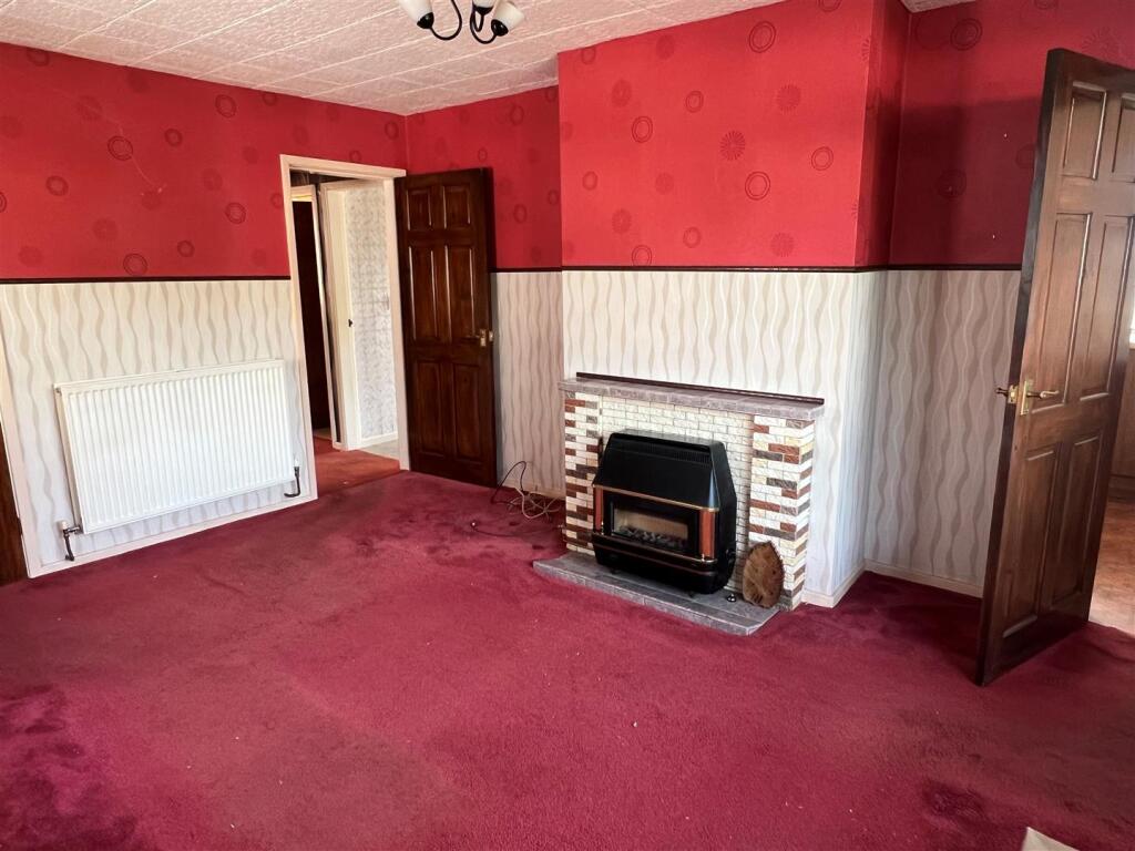 Bollingale Avenue, Telford photo 4