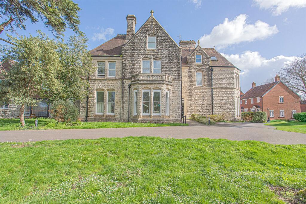 Main image of property: Redwood Grange, Bartletts Elm, Huish Episcopi, TA10