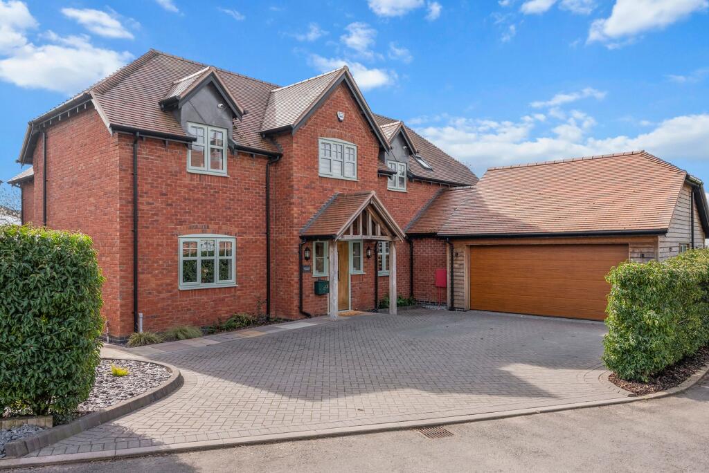 Main image of property: Carinya House, Nightingale Fields, Bishampton, WR10 2RS