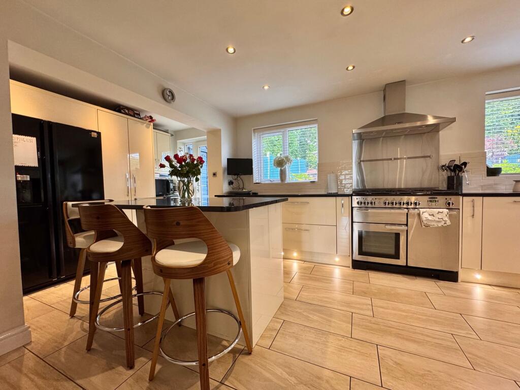 Chaucer Drive, Galley Common, CV10 - View 4