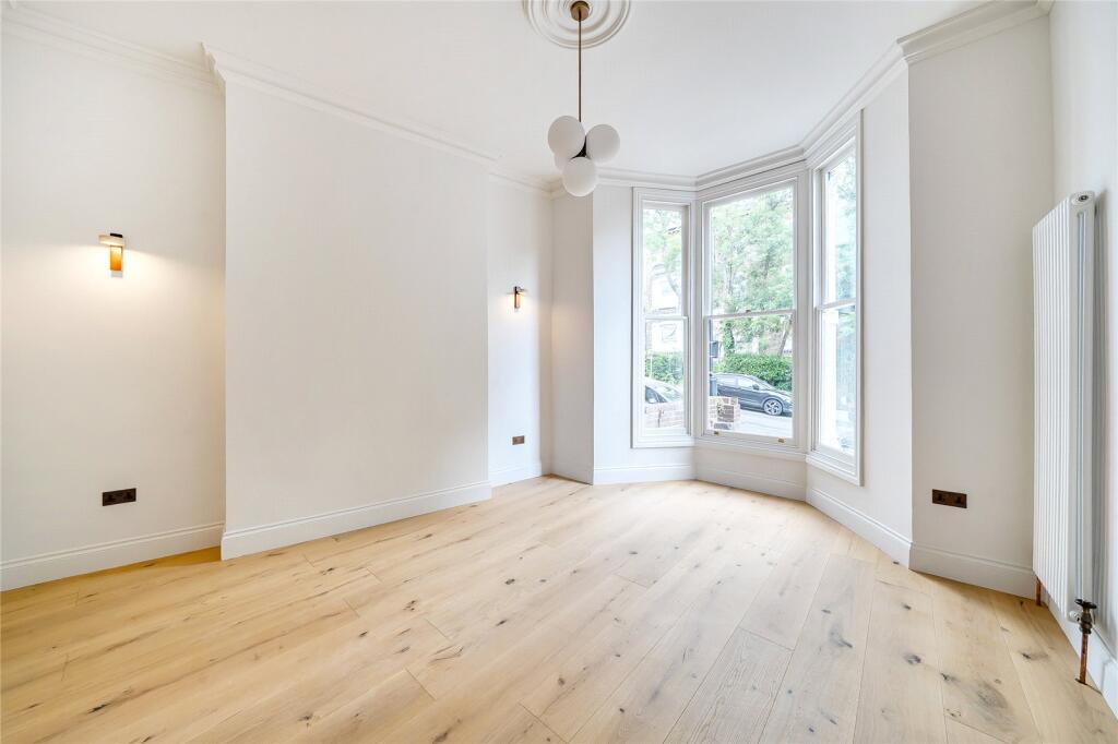 Apartment in London - View 4