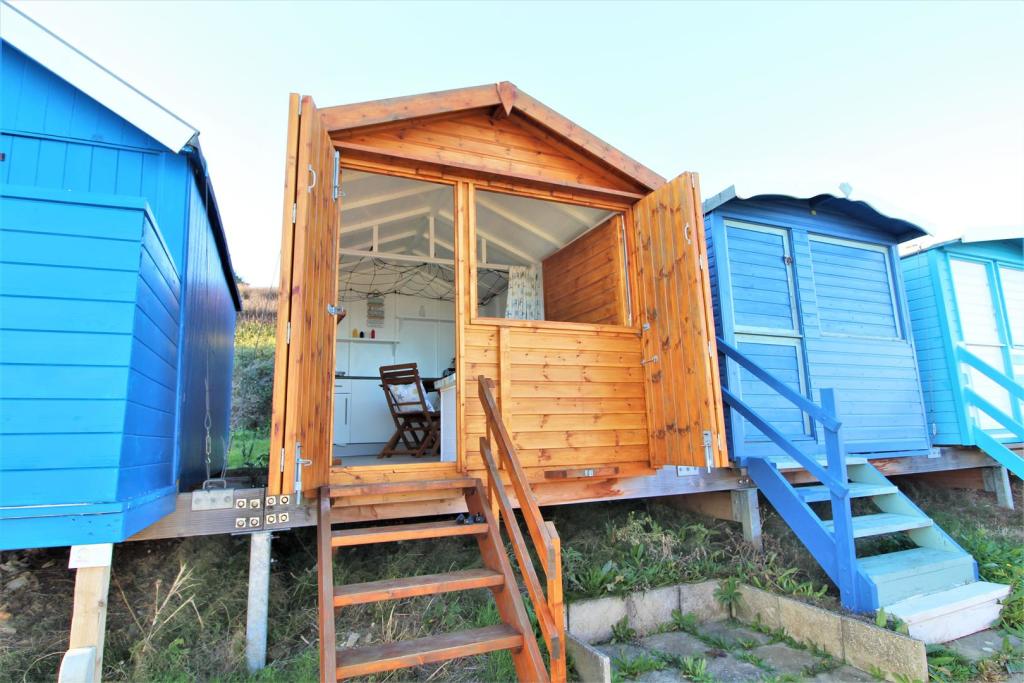 Studio other on The Leas, Frinton-On-Sea, £45,000