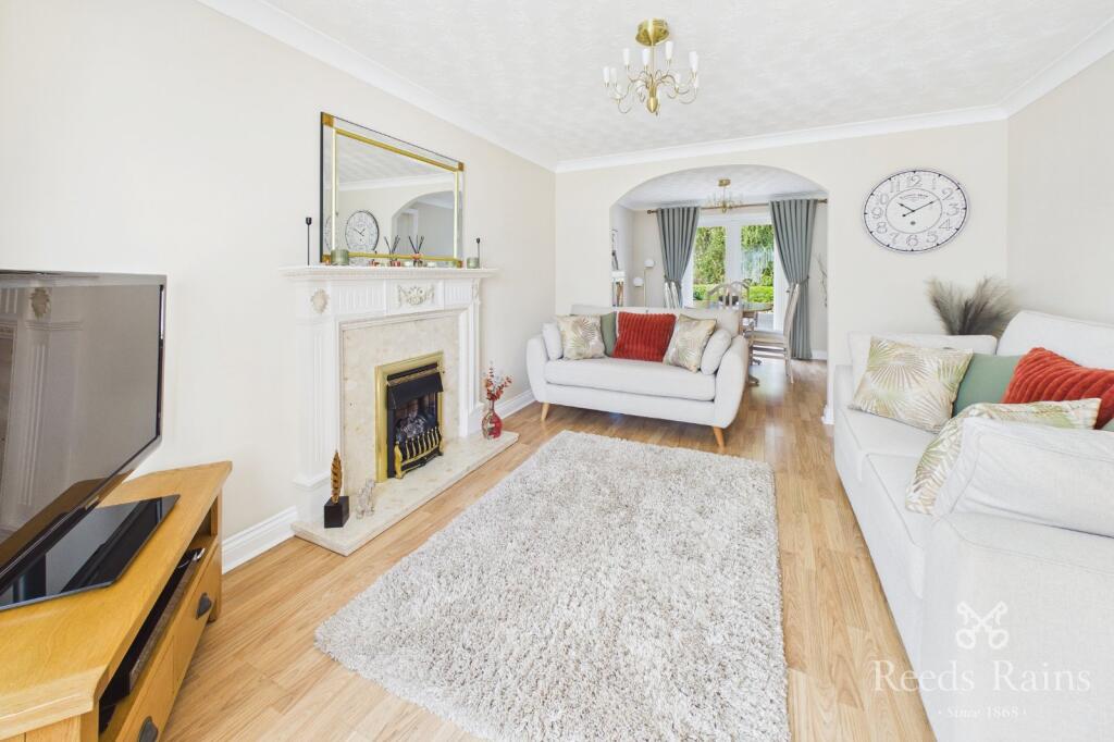 Stevenson Avenue, Castleford, West Yorkshire, WF10 photo 3