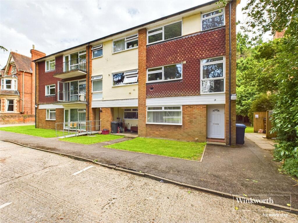 Main image of property: Bath Road, Reading, Berkshire, RG1