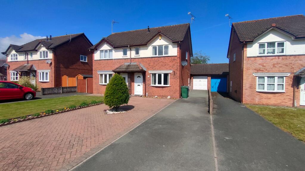 Main image of property: Thornleigh, Wrexham, LL13