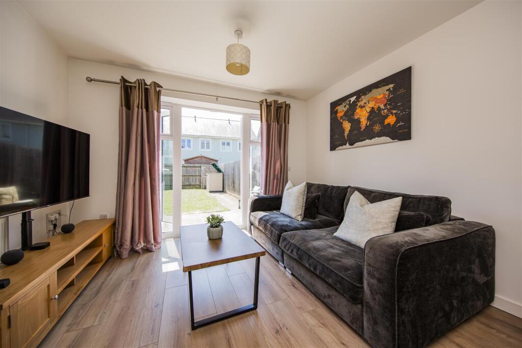House in Tonbridge and Malling, Snodland - View 3