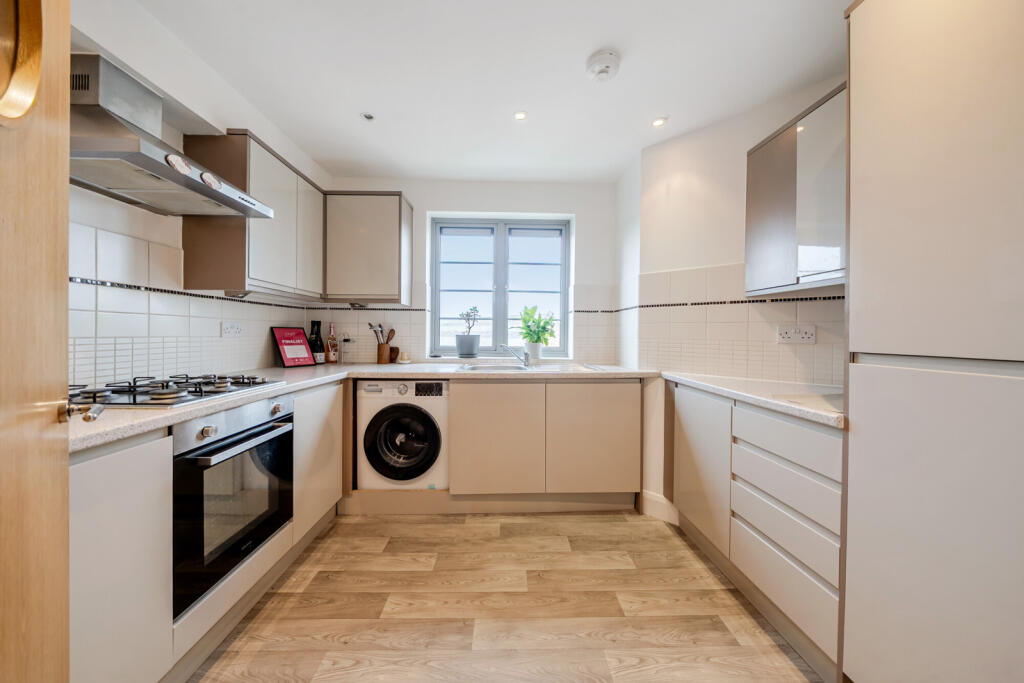 Apartment in London - More
