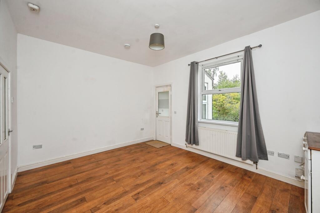 House in Wigan, Greater Manchester - View 4